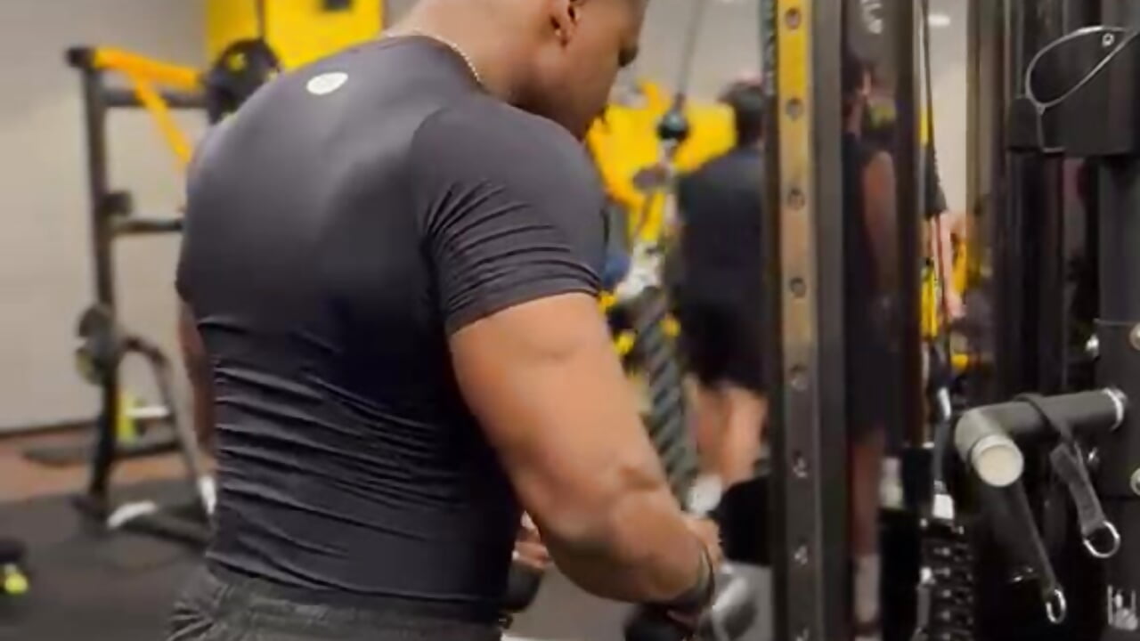 triceps day - ক্যাম মডেল Magik_Angel-এর ভিডিও