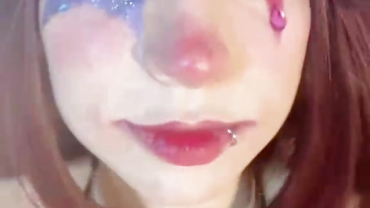 Ramona Flowers – video od webkamerové modelky Ramonaa_Flowers