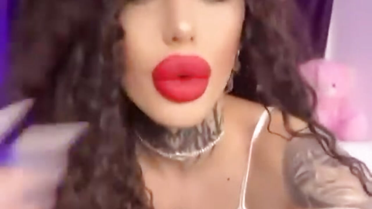 tease - video của người mẫu cam FoxxieLolla