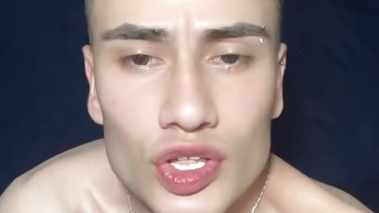 Intro 😍🤩 - Vídeo de xiam_miller, modelo de vídeos