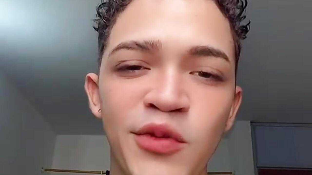 😈😈– Milan_South kameramodell videója