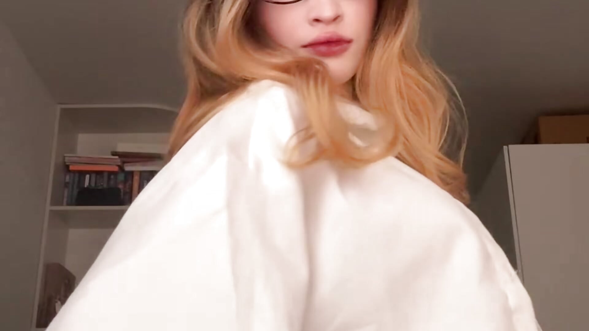 Hey I m Elly ntmu! - Vídeo de KevaCrossen, modelo de vídeos