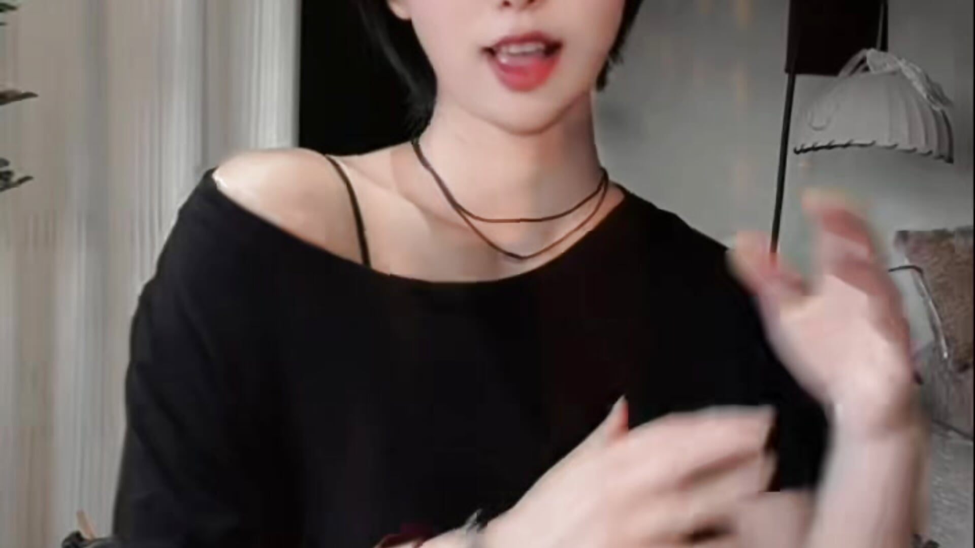 c20766b6744b2c20d4db7b5afb67aaf4_raw - video của người mẫu cam bz7758520