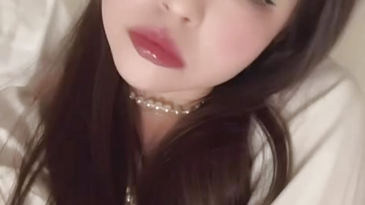 meow meow - video của người mẫu cam GearldineVoyer