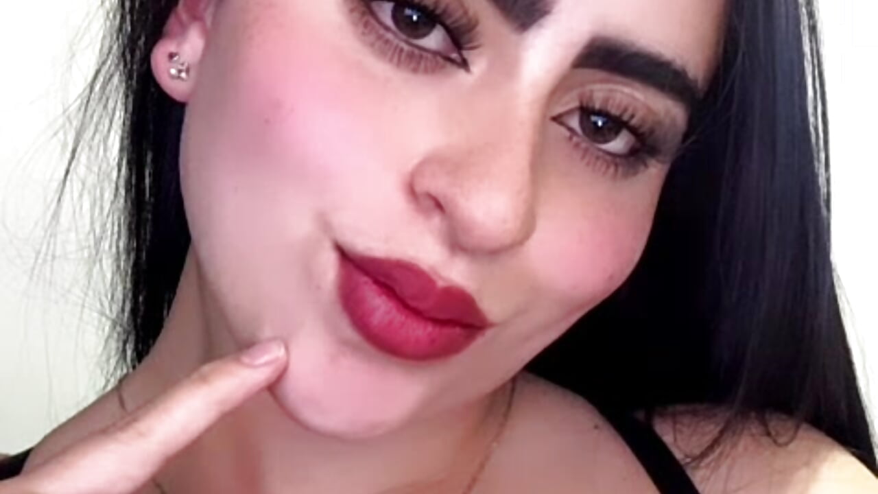❤️ - video by Paris_ec cam model
