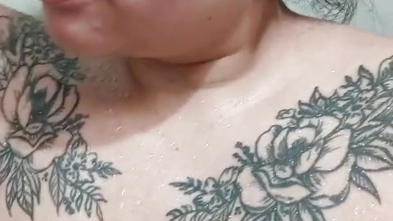 Bath with me – video od Nyx_boob