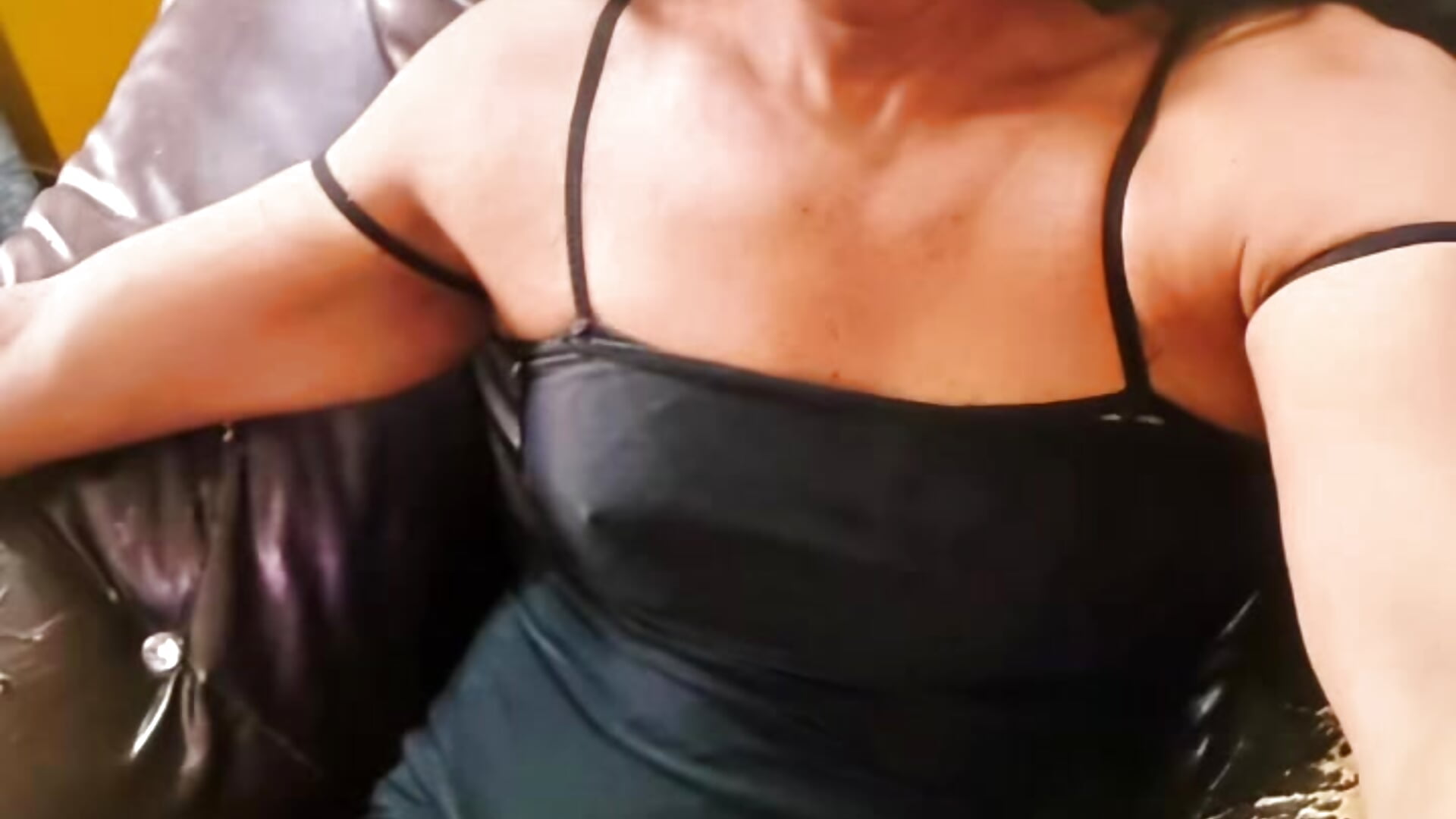 c21805d9b6a745f9a271863e3f3e447e - Video von LiveJASmiN97