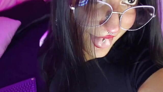 My first day  🖤 – video od Violeth_Fantasy