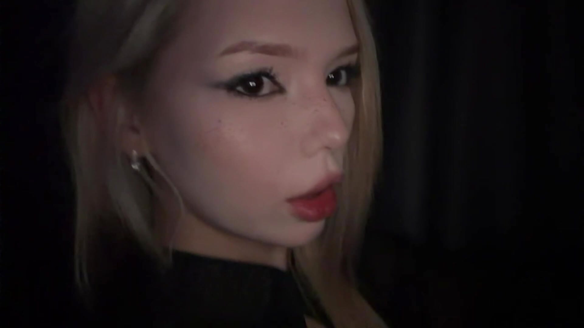💋 A little kiss just for you, handsome 😘💌 - video av HangZellner cam-modell