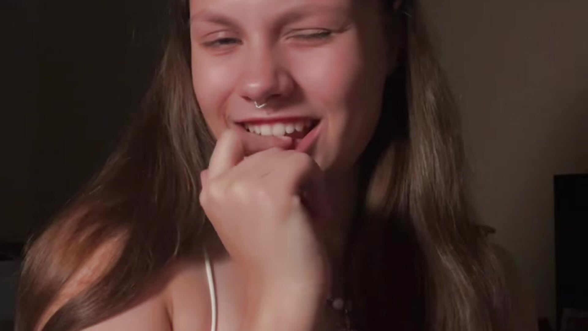 Your beauty💕 - MayaPowell adlı kamera modelinin videosu