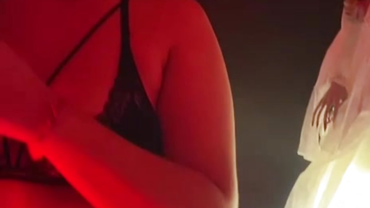 Have a great start to the month 😈– Curvy_Alanna kameramodell videója