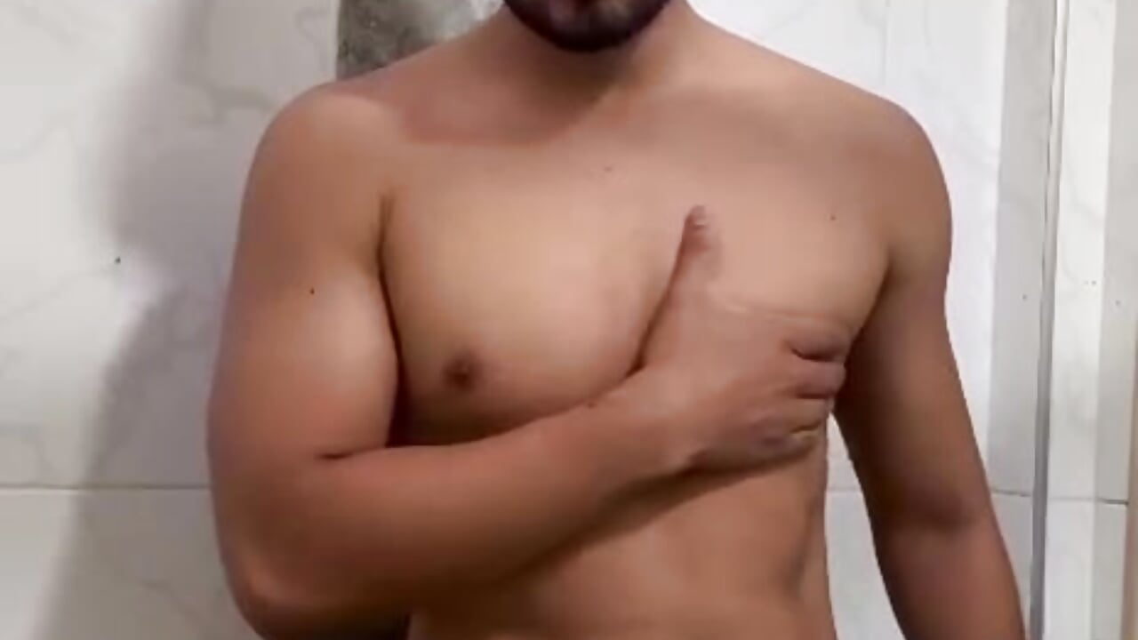 A rather daring and erotic shower🌡🔥💦