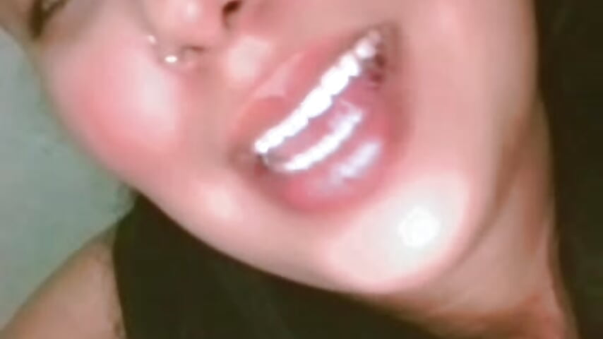 Sing with me.🥺🤭 - vídeo de la modelo de cam Piel_canela_1