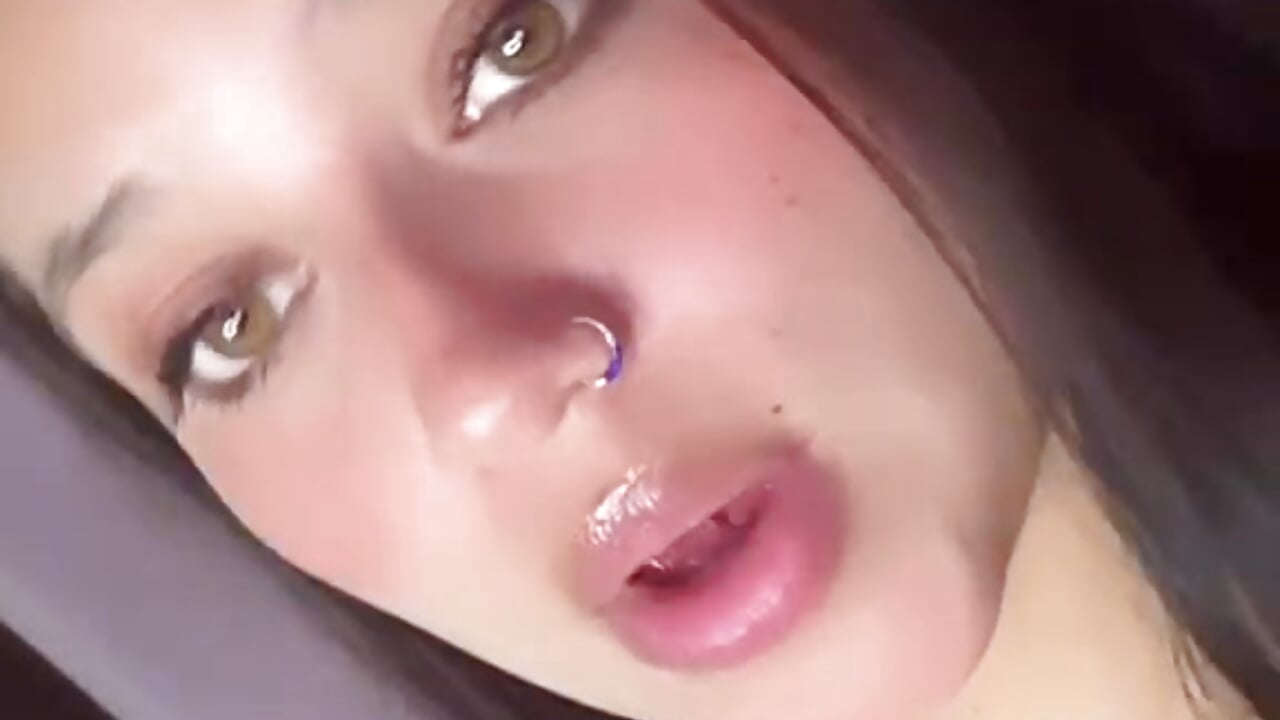 💕 - video by Emy_10pink cam model