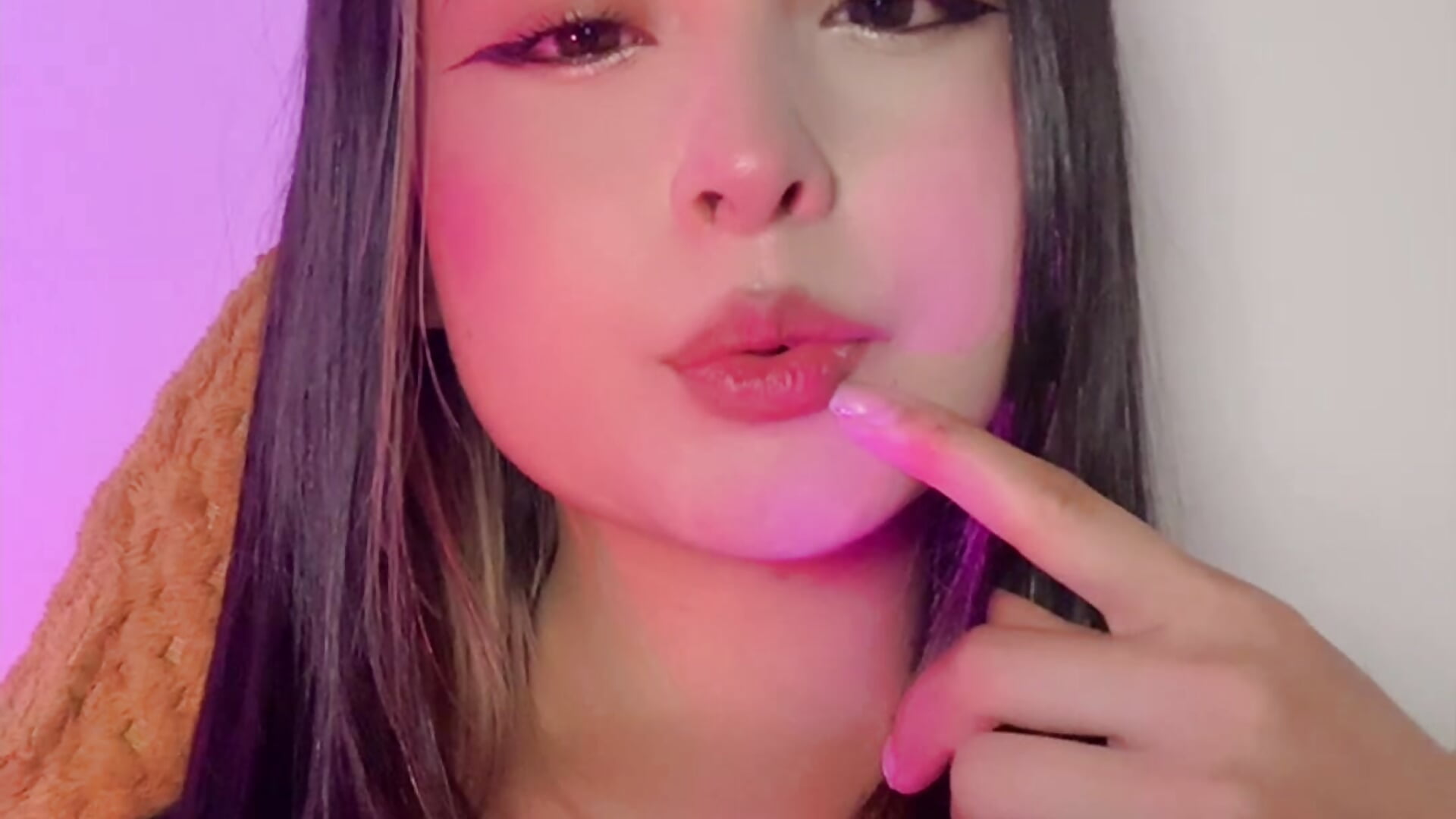 So sexy 🫦– Valentina-rey kameramodell videója