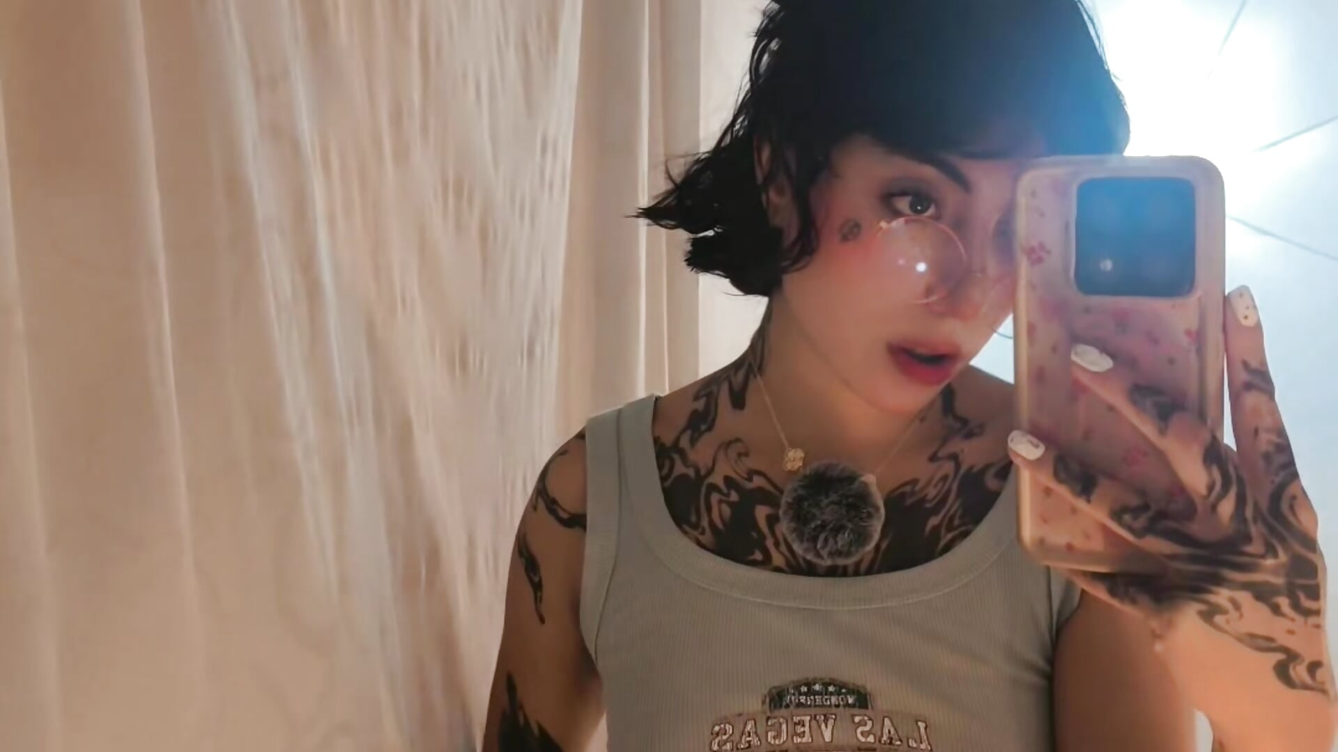 Hairy? - video od modelky/modela Cami_Zapata1