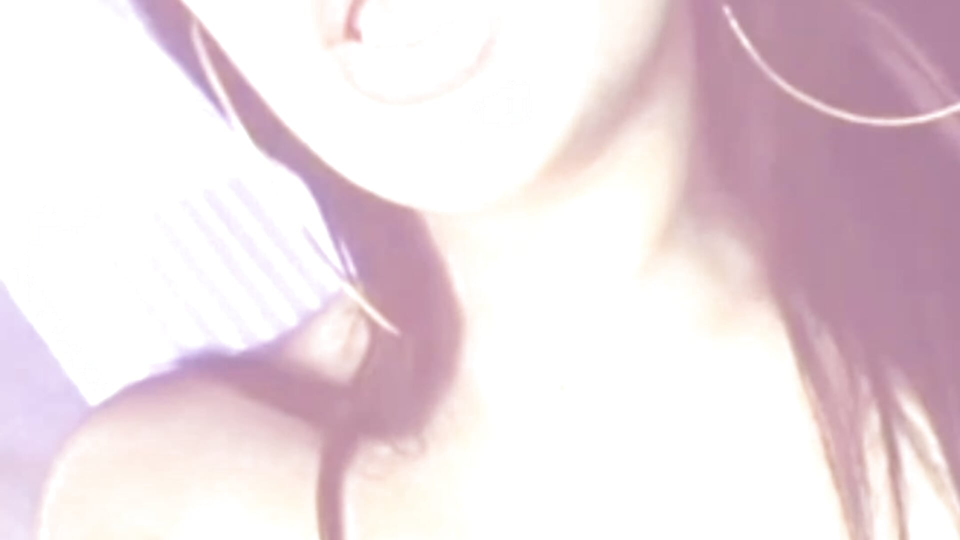 Yellow blouse deep eyes <3 - video LiaNavarro1 kameramallilta