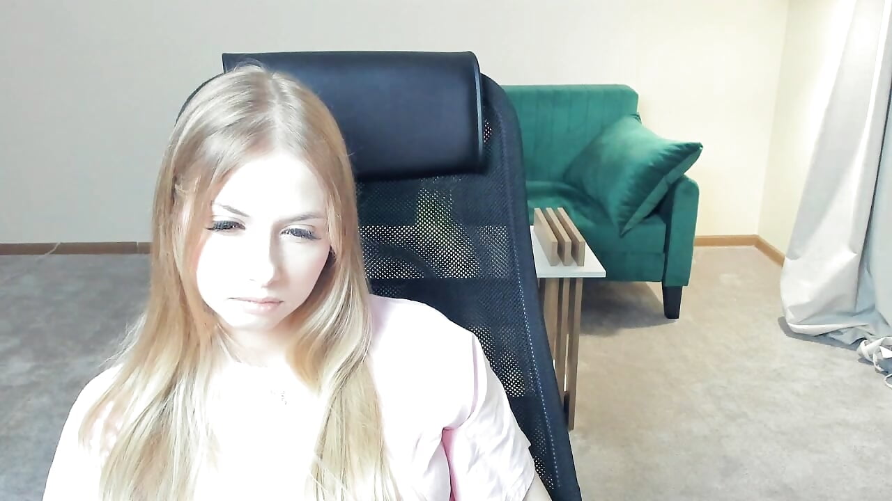 Hi, its just shy me - video by EddieSabha cam model