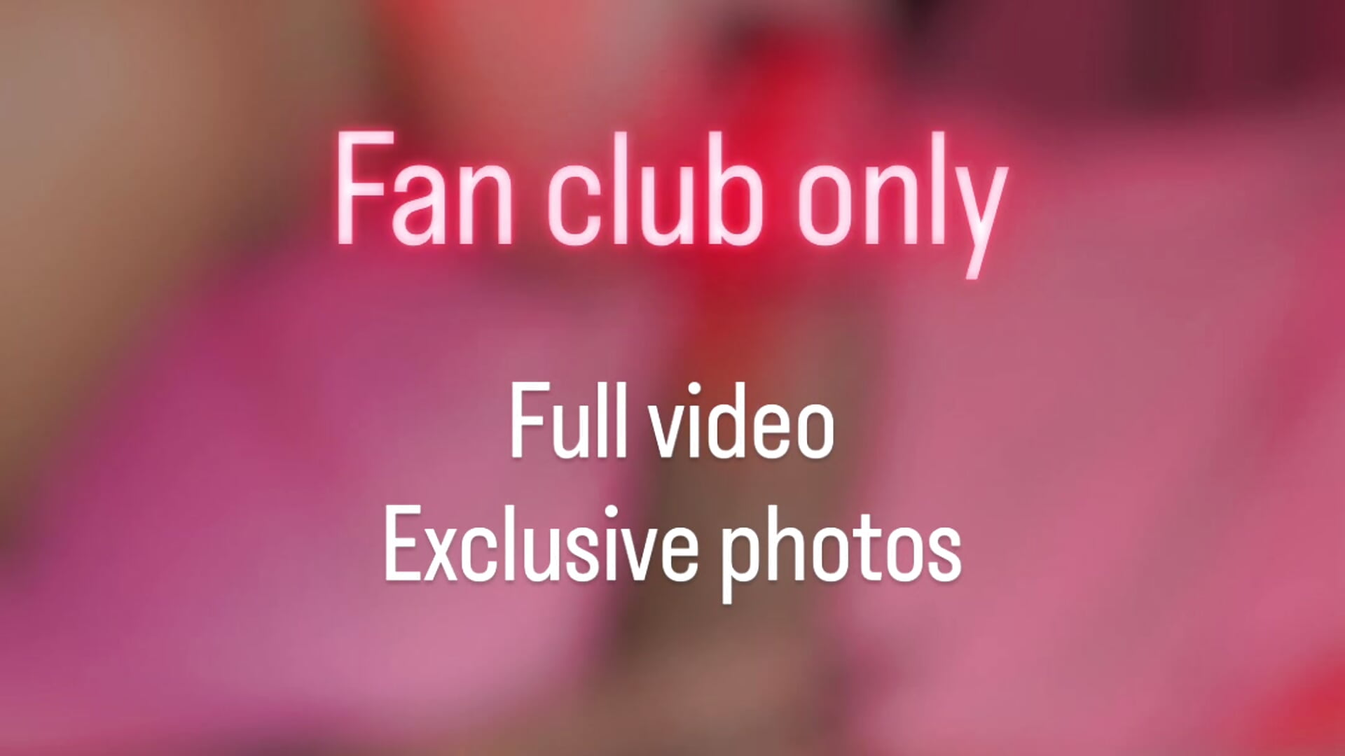 Στιγμιότυπο από  22/10💥🥂 – video od webkamerové modelky golden_mary_30