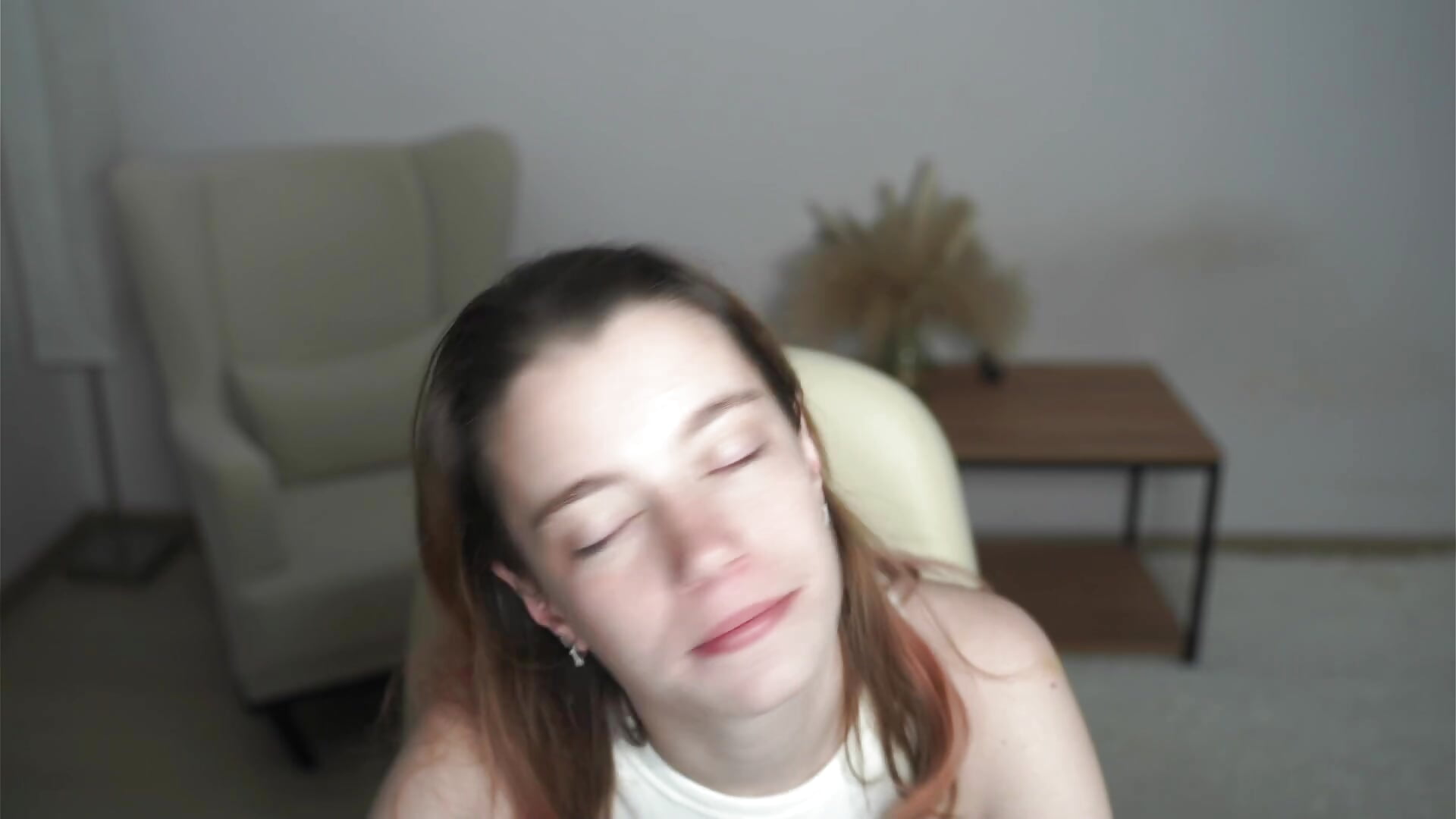 Watching in silence?Nah, write me😏– RosetteQunnarath kameramodell videója