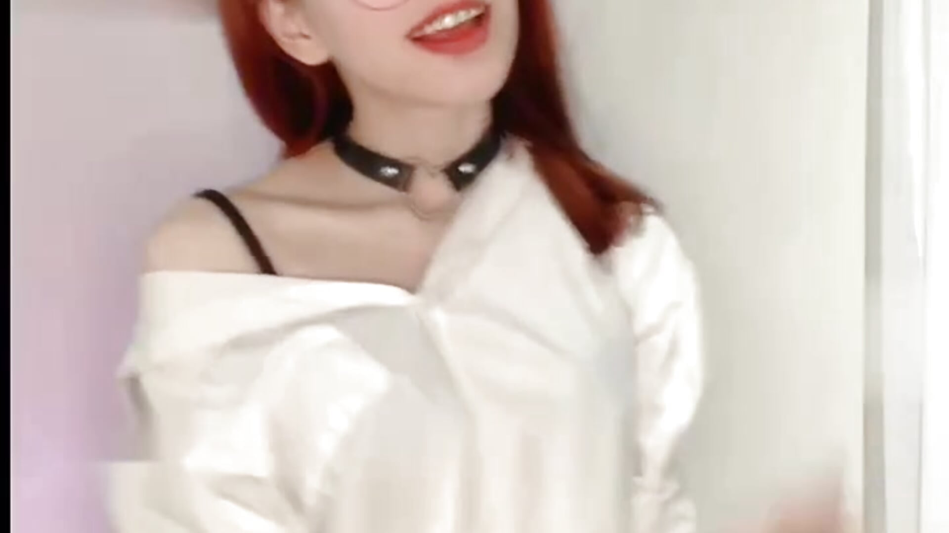 Kitty😻 – video modela na kameri Ellianori
