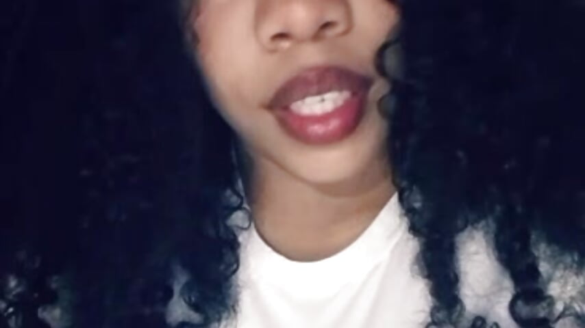 Sexy ebony - video by stefy_saens cam model