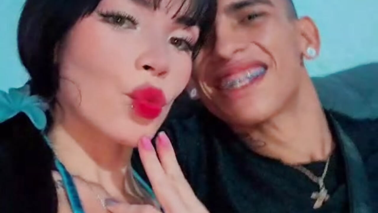 hello people❤️ - video của người mẫu cam SarayAlexx