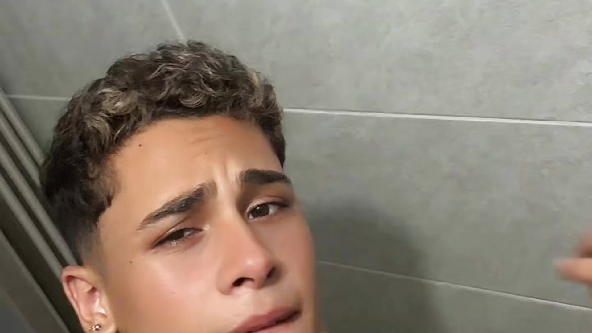 davincho_xxx1 adlı kamer modelinin viral videoları:  8501