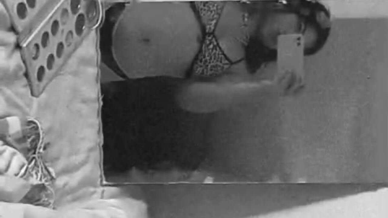 sexy move - video van Lia_warters cam-model
