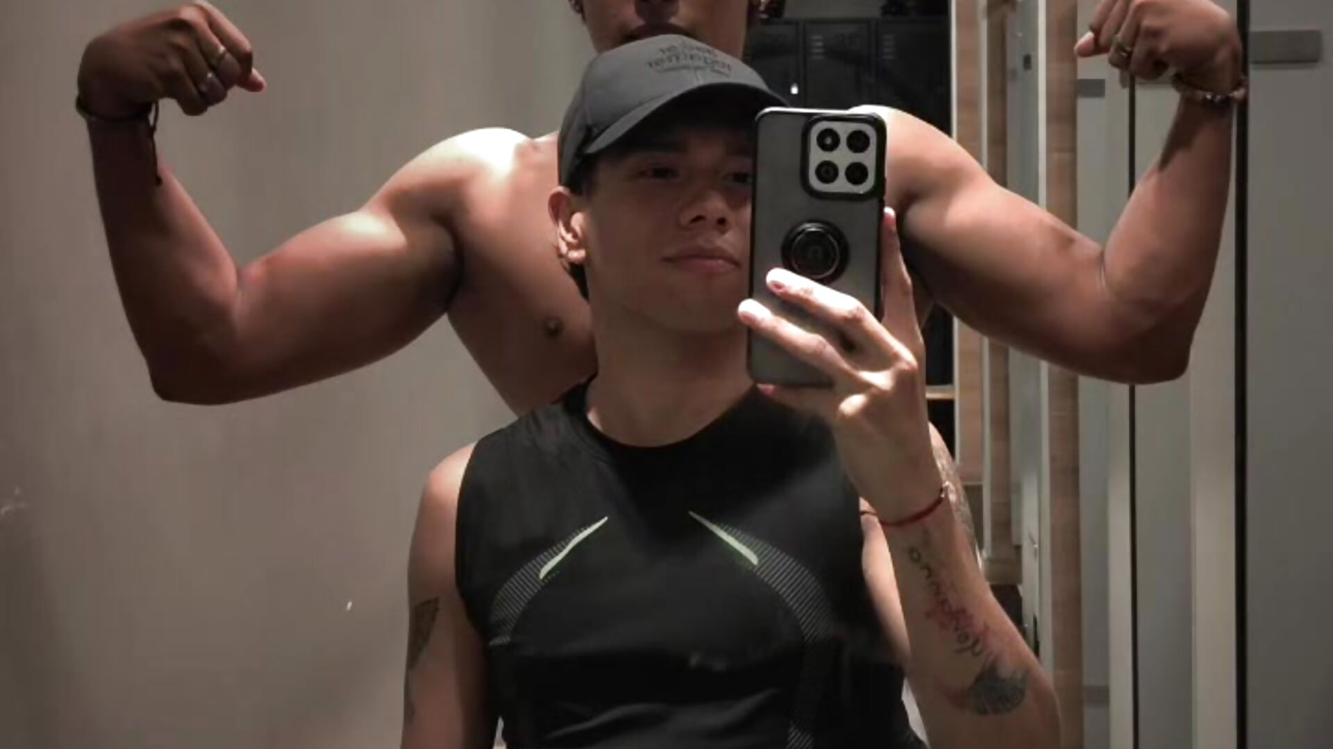 Gym - video by exotic_pleasure_ cam model