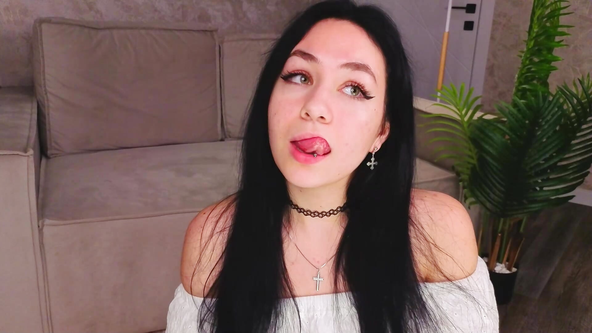 My piercing 💋 - βίντεο χρήστη Sofi_Conner