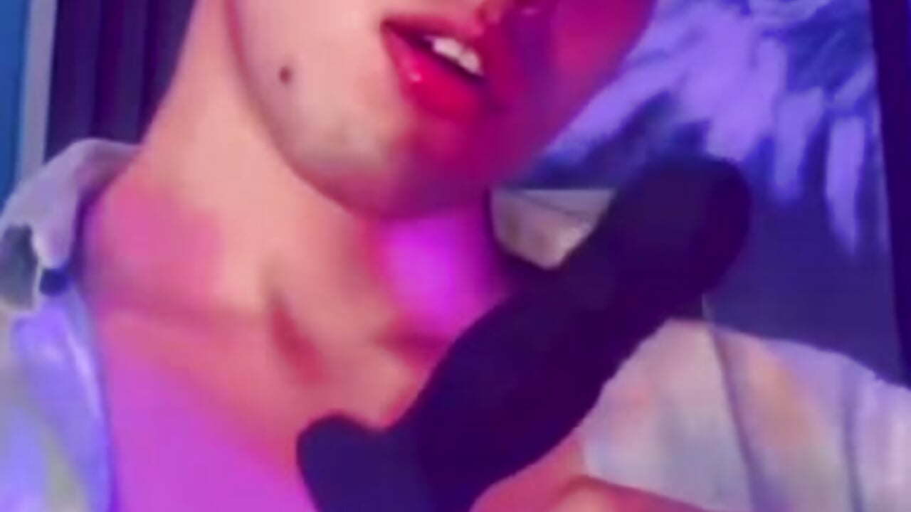 SCREAM BBY - video của người mẫu cam Spencer_little