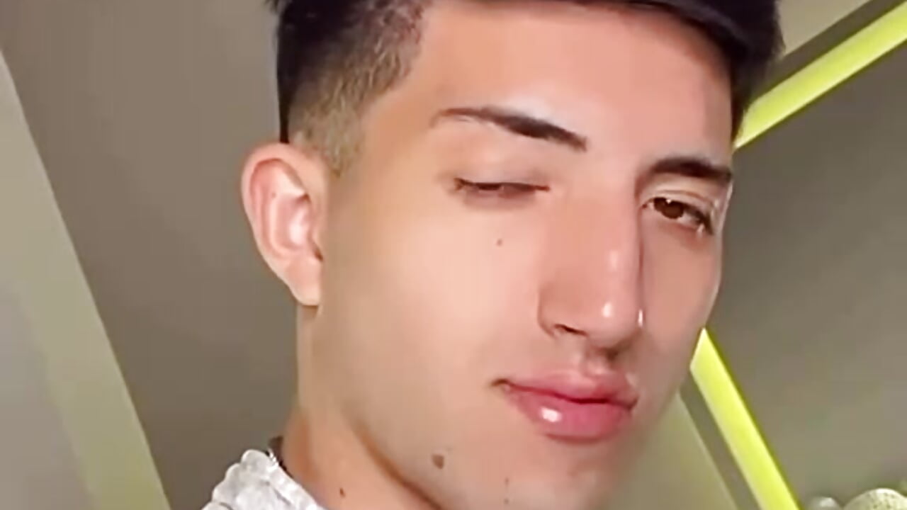 naugthy boy ! - video của người mẫu cam Spencer_little