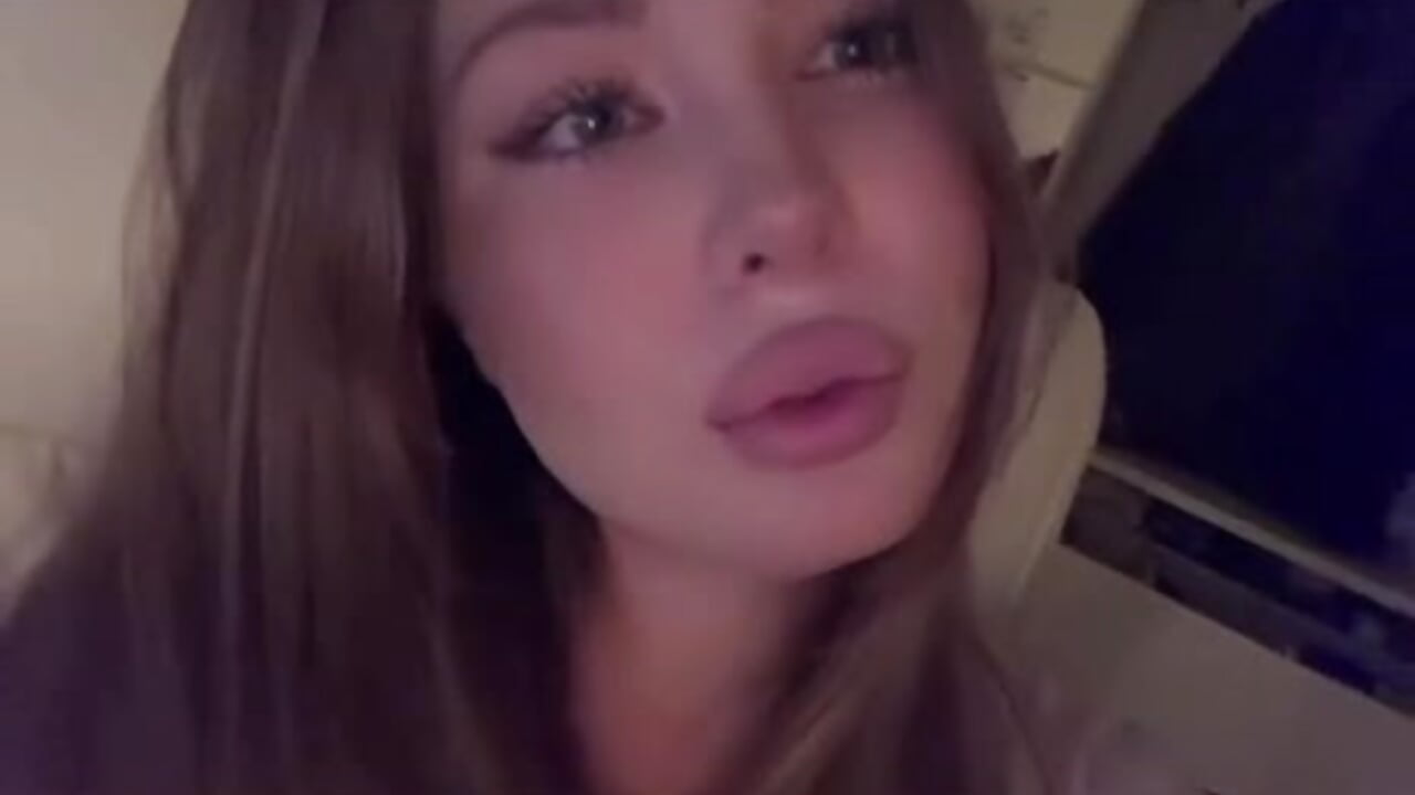 Me<3 - video by LindaFairy cam model