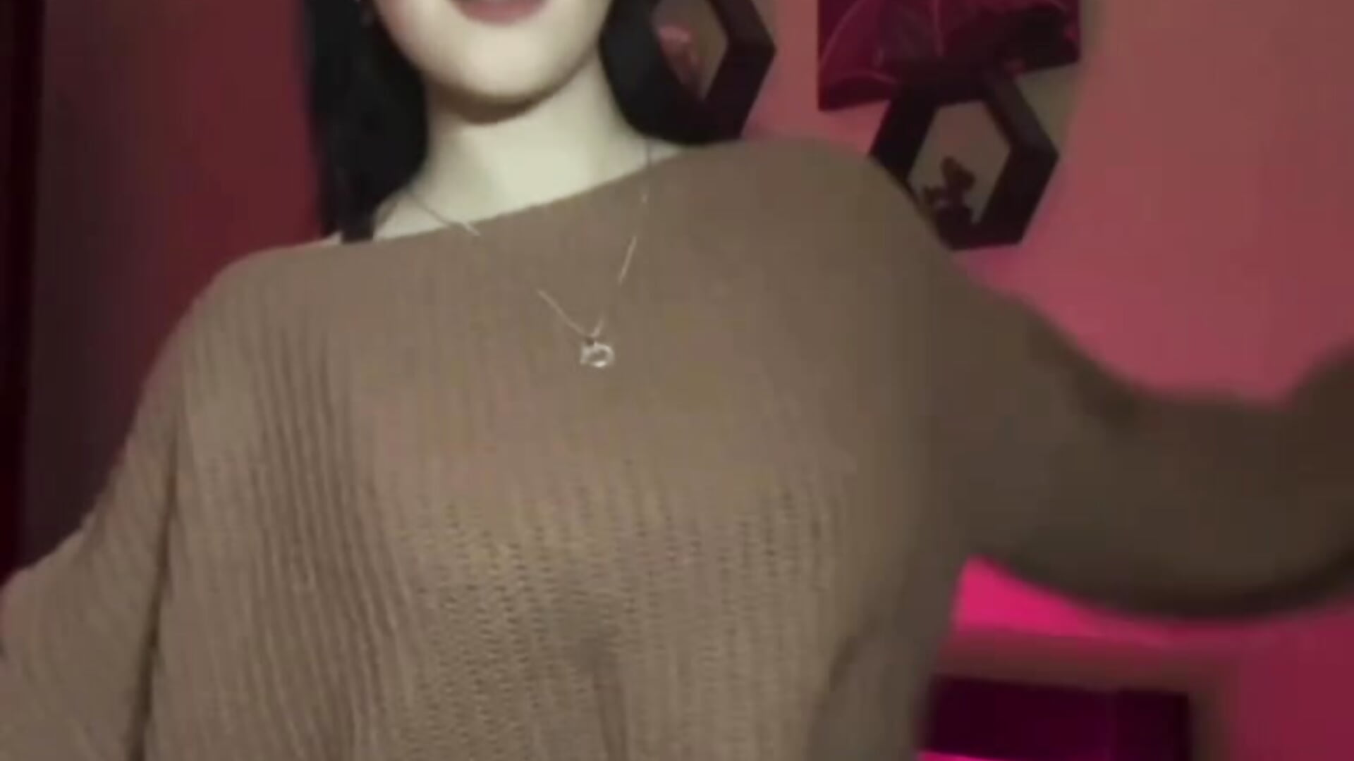 just me - video by VelvetPaw1 cam model