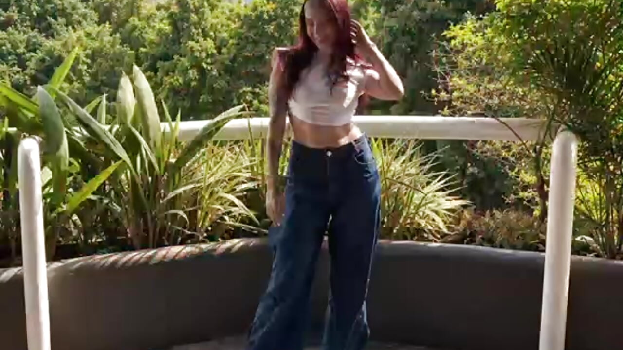 🖤 — filmik Ginger_Violettt, modela(-lki) na kamerkach