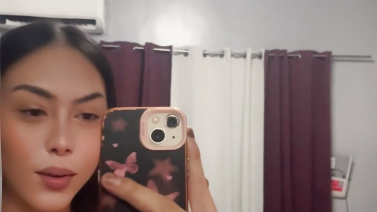 profile-intro-video-1791486814 - video by SapphireKiss