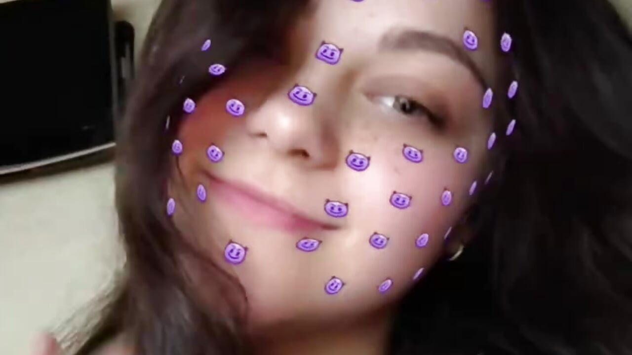 ☺️☺️☺️ – video af CherryMik_ cam-model
