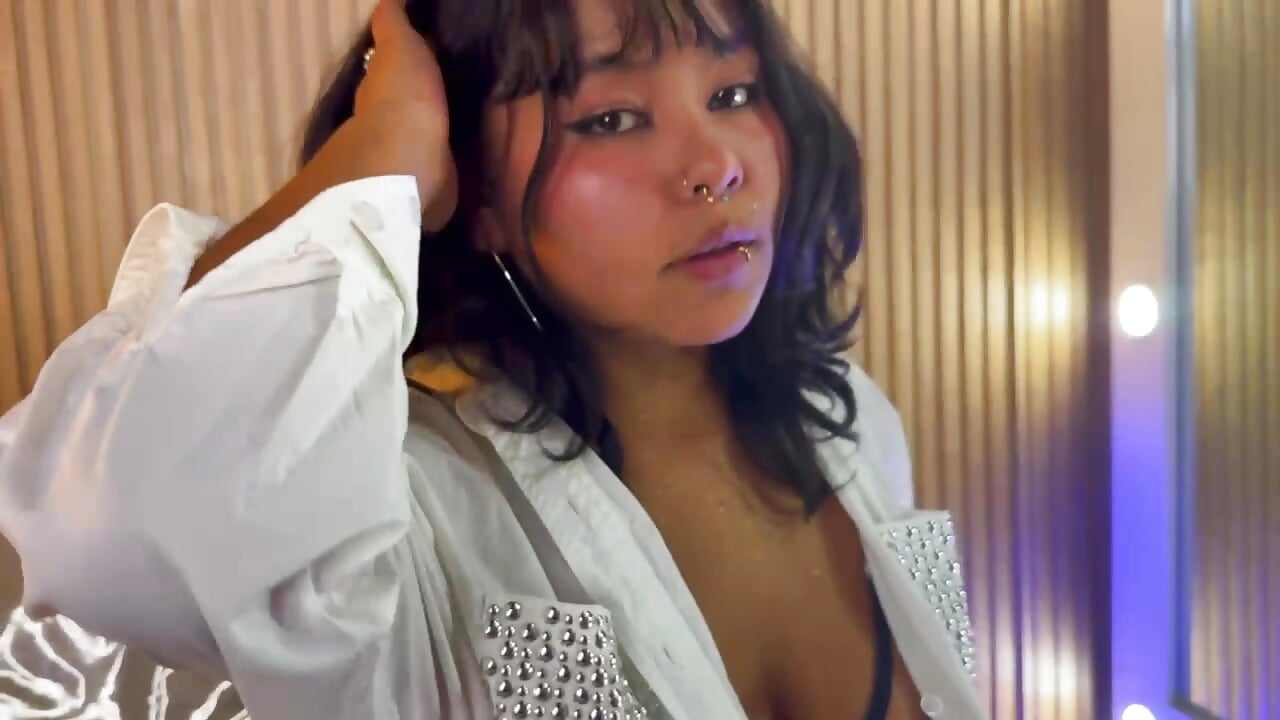 Welcome - video di Atenea_1126 modella di cam