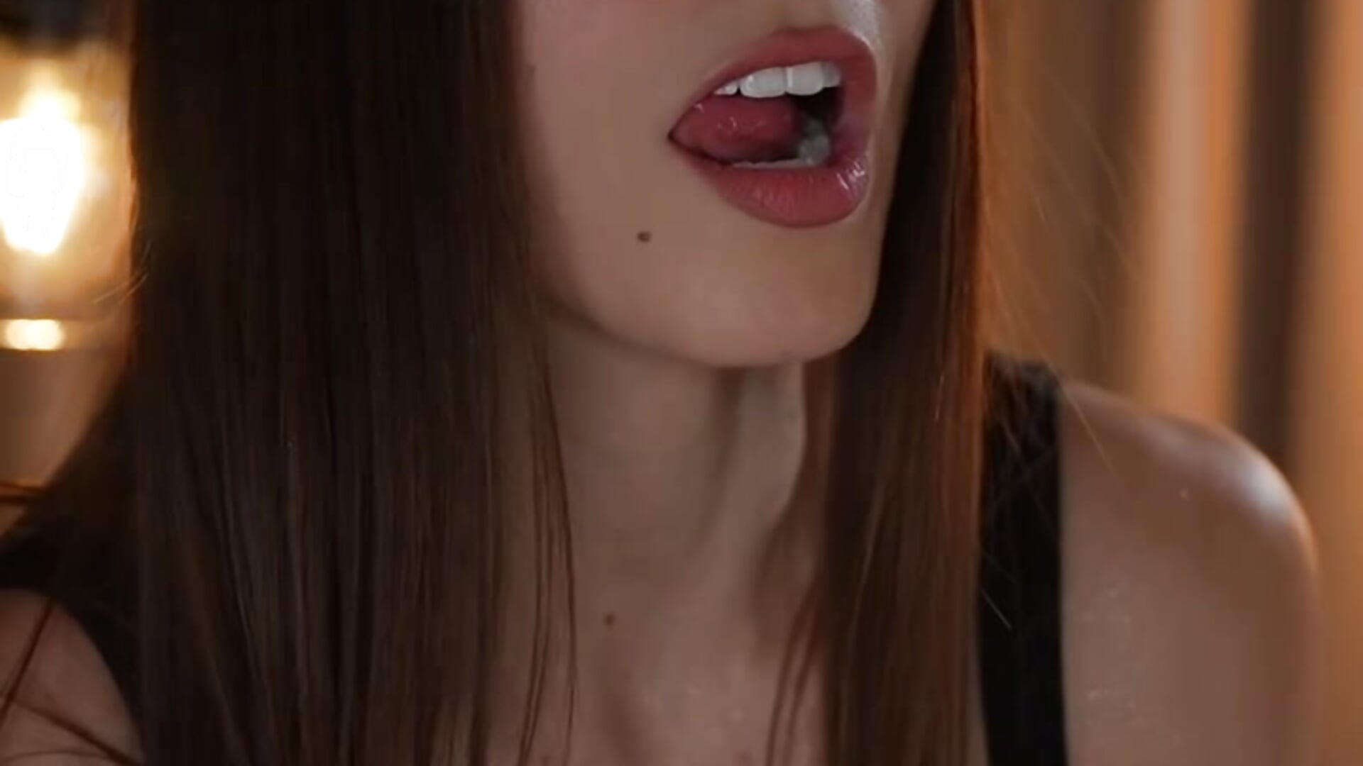 😏 - video di Emyii- modella di cam