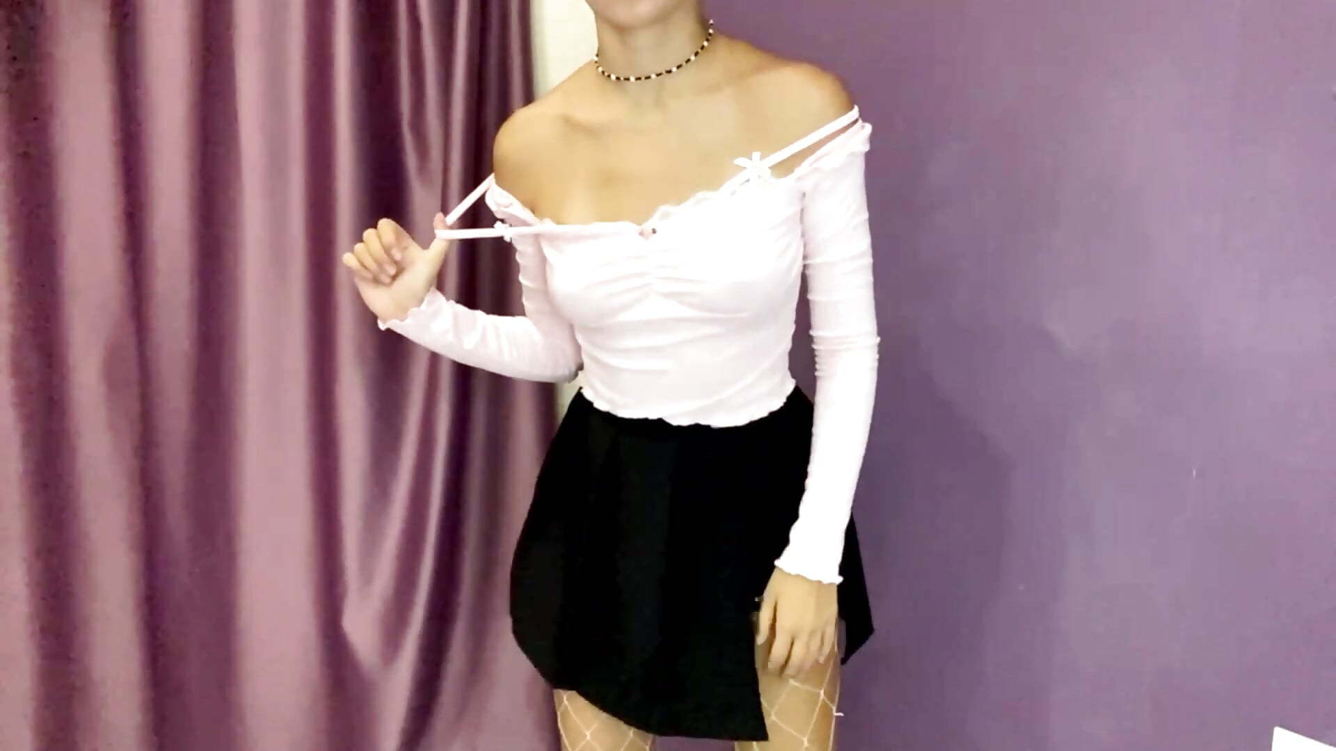 🍒– MelodyCarnillo kameramodell videója