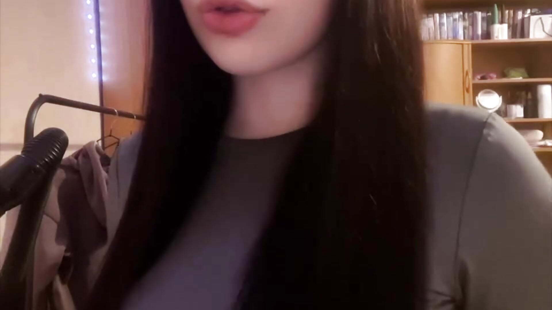 Too Pretty To Care 💎 – video modela na kameri EileenKowalske