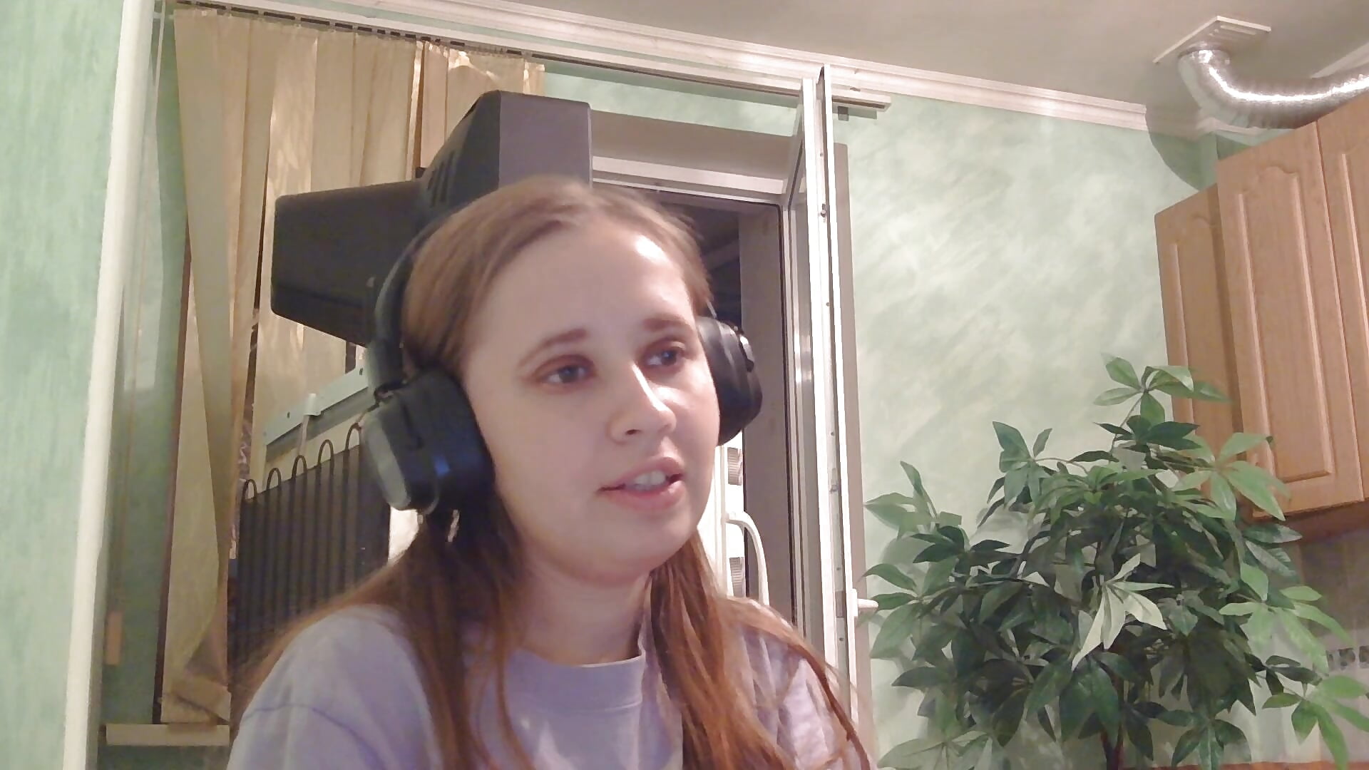 1920x1080_20261011213720 - video by PhoebeGiannetti
