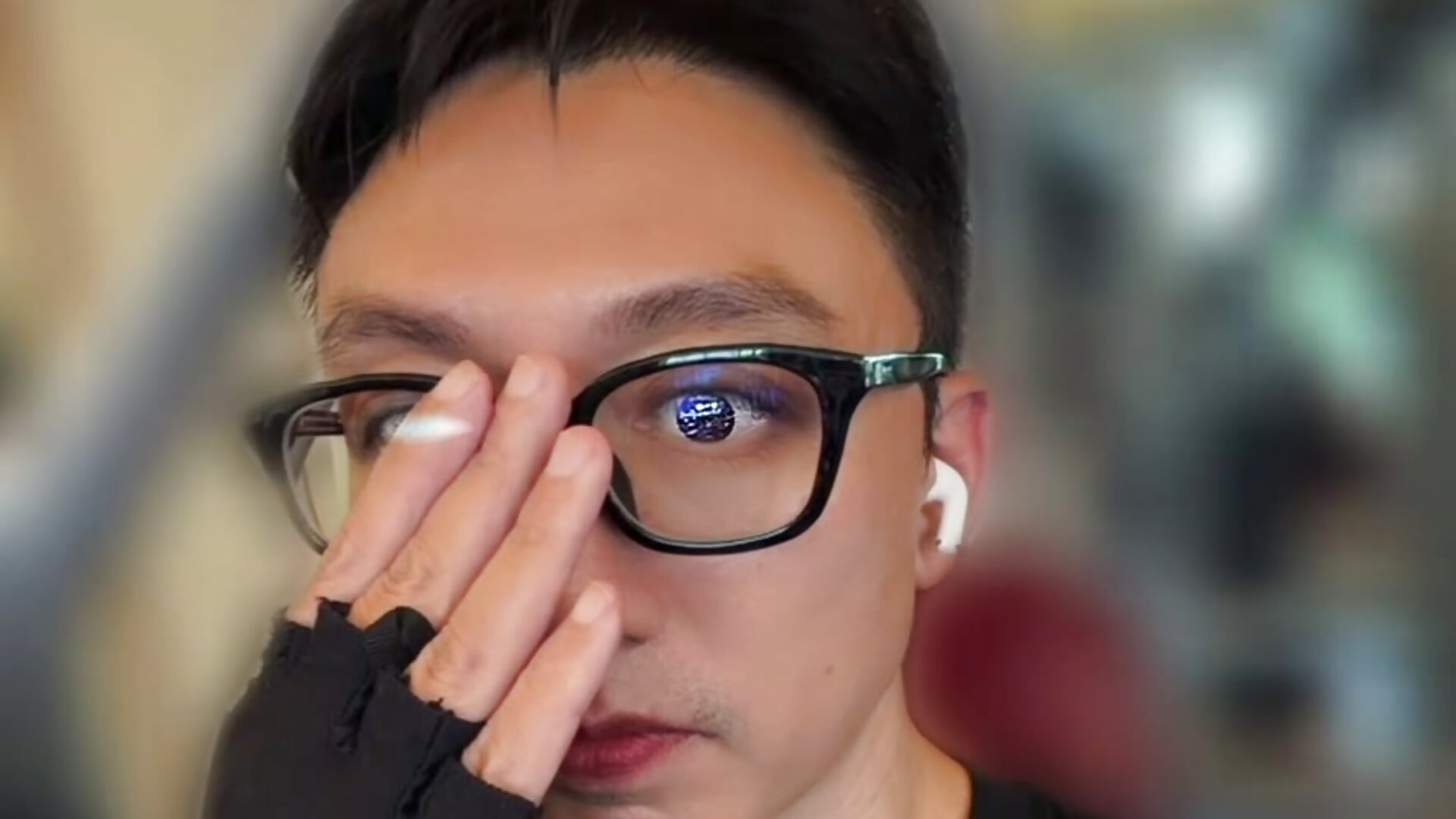 Show face onLive show现场演出閃現少少個樣 - wanchan主播的视频