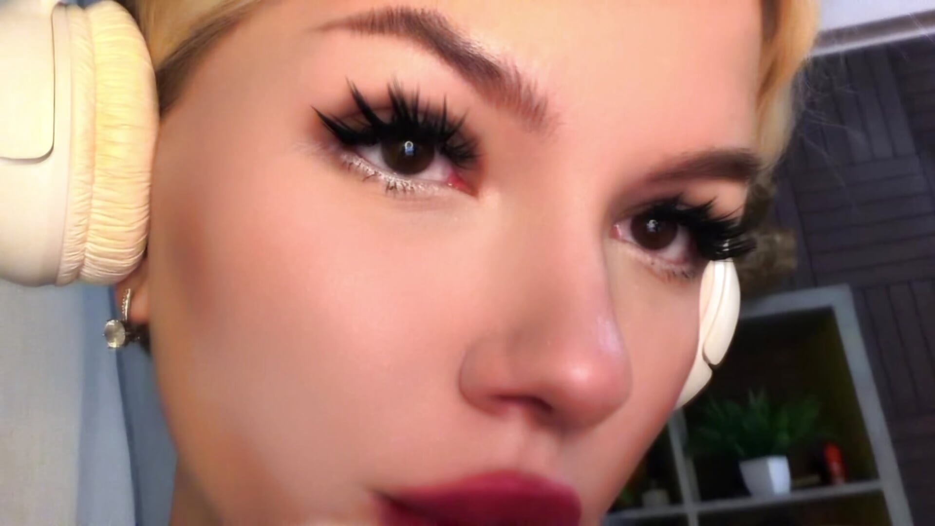❤️ - vídeo de la modelo de cam AstroVixen