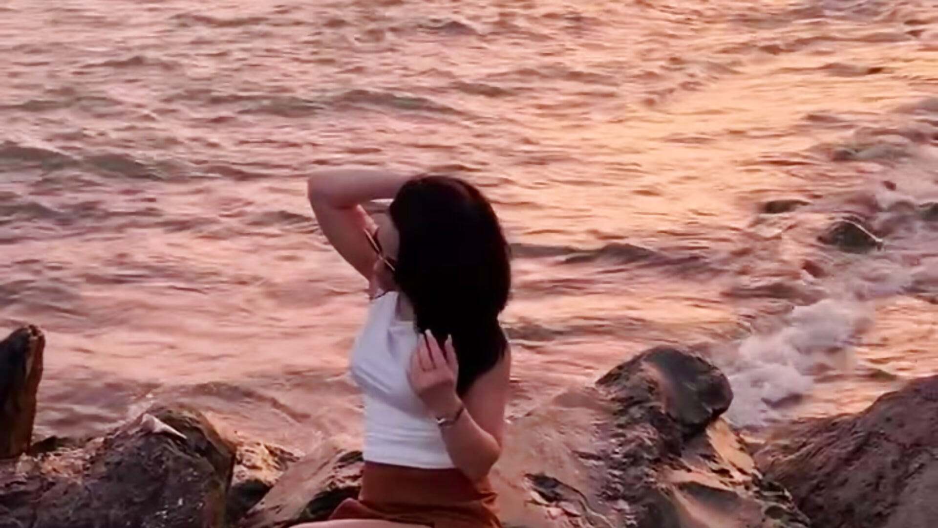 Cutie me - video od modelky/modela JanaeLariccia