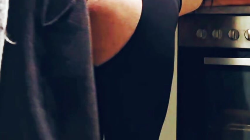 Daddy fucks me hard in doggy🗯🗯🗯 - video od modelky/modela DirtyWifeeeey69