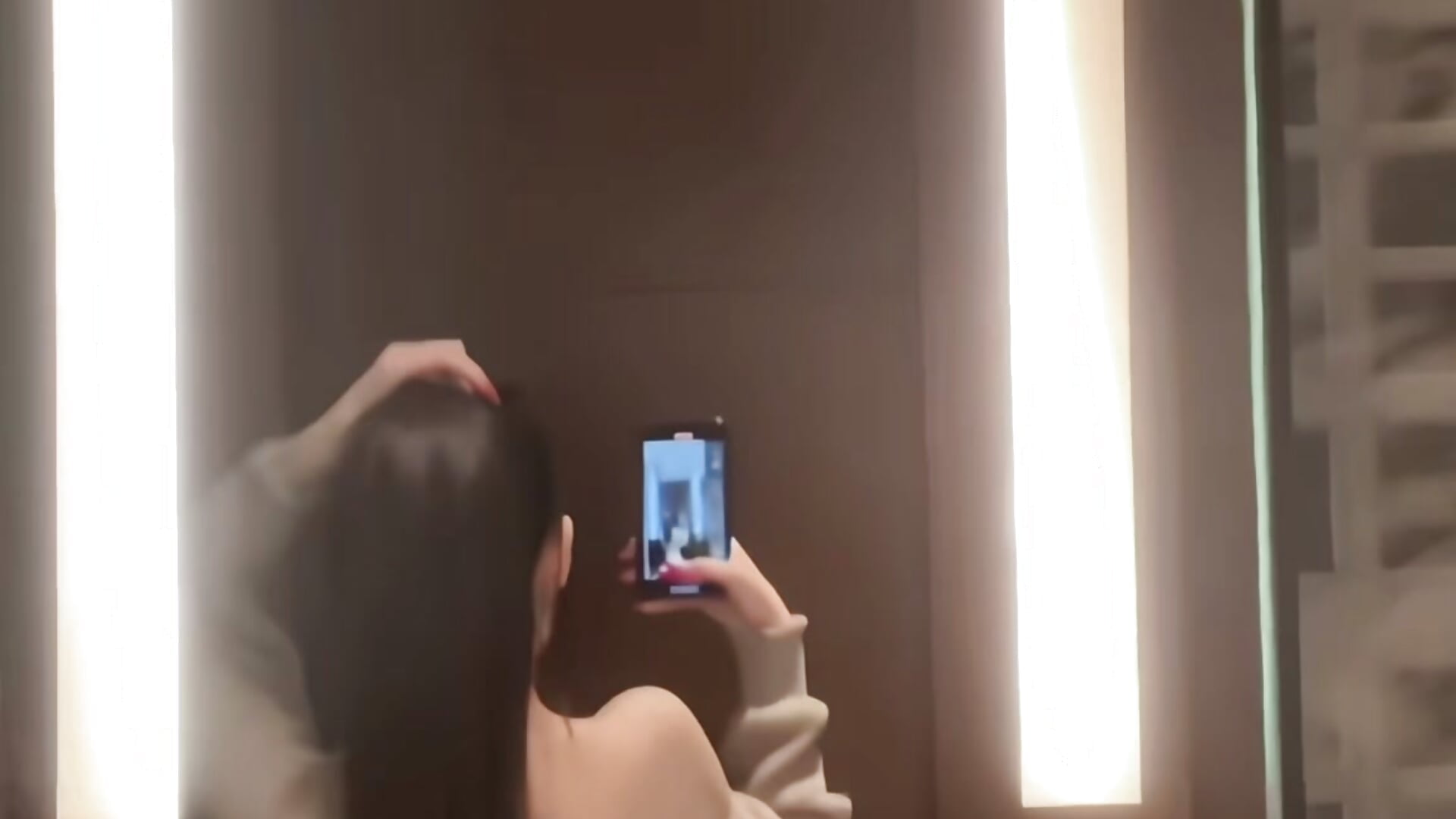 ScreenRecording_10-30-2026 15-10-16_1 - Iris-024 캠 모델의 동영상