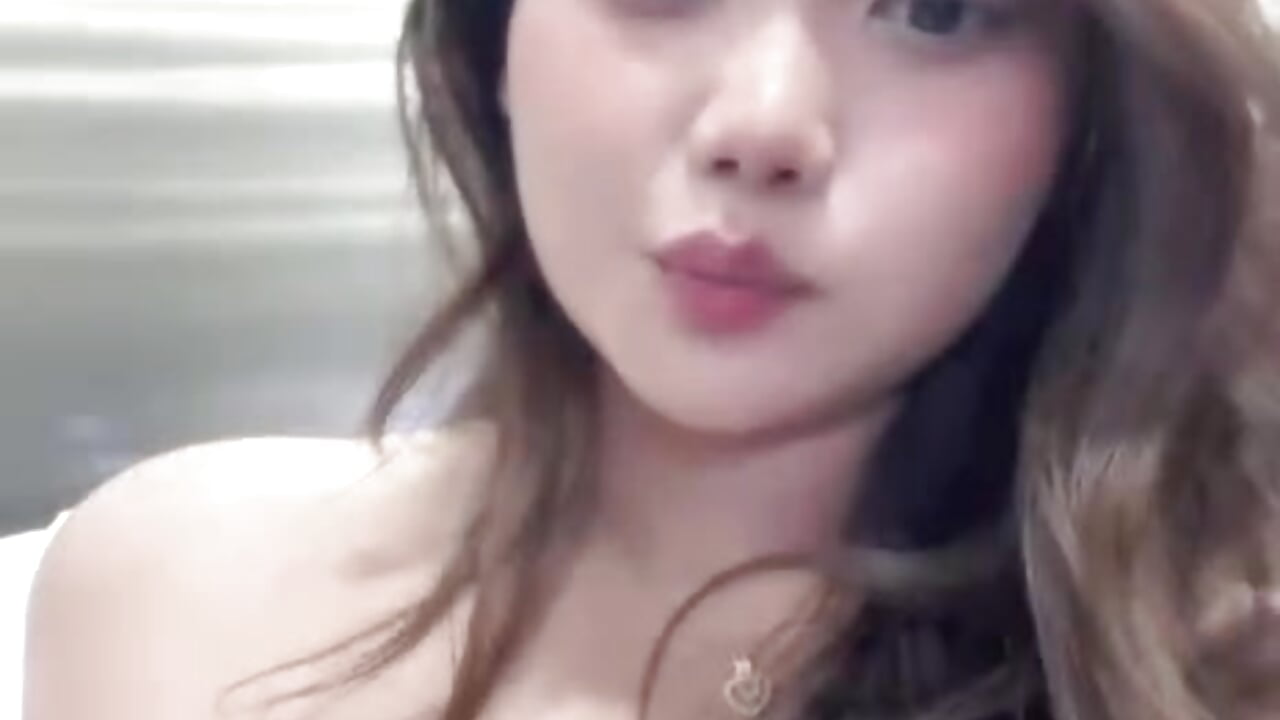 😘 - video av babychajin cam-modell