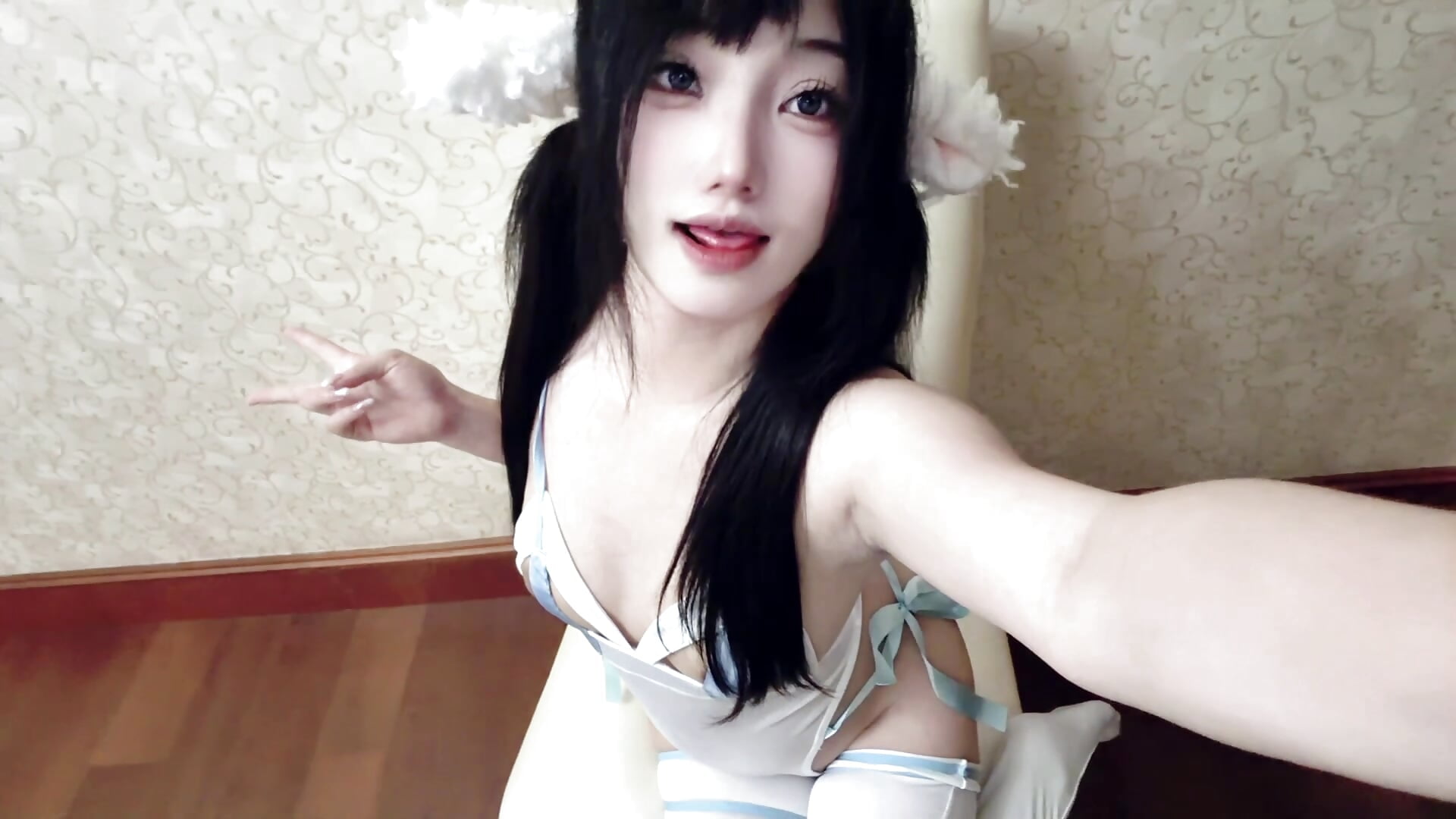 copy_892BB33F-B902-4643-8D15-D8FB2AF27F55 – video af lreneda55